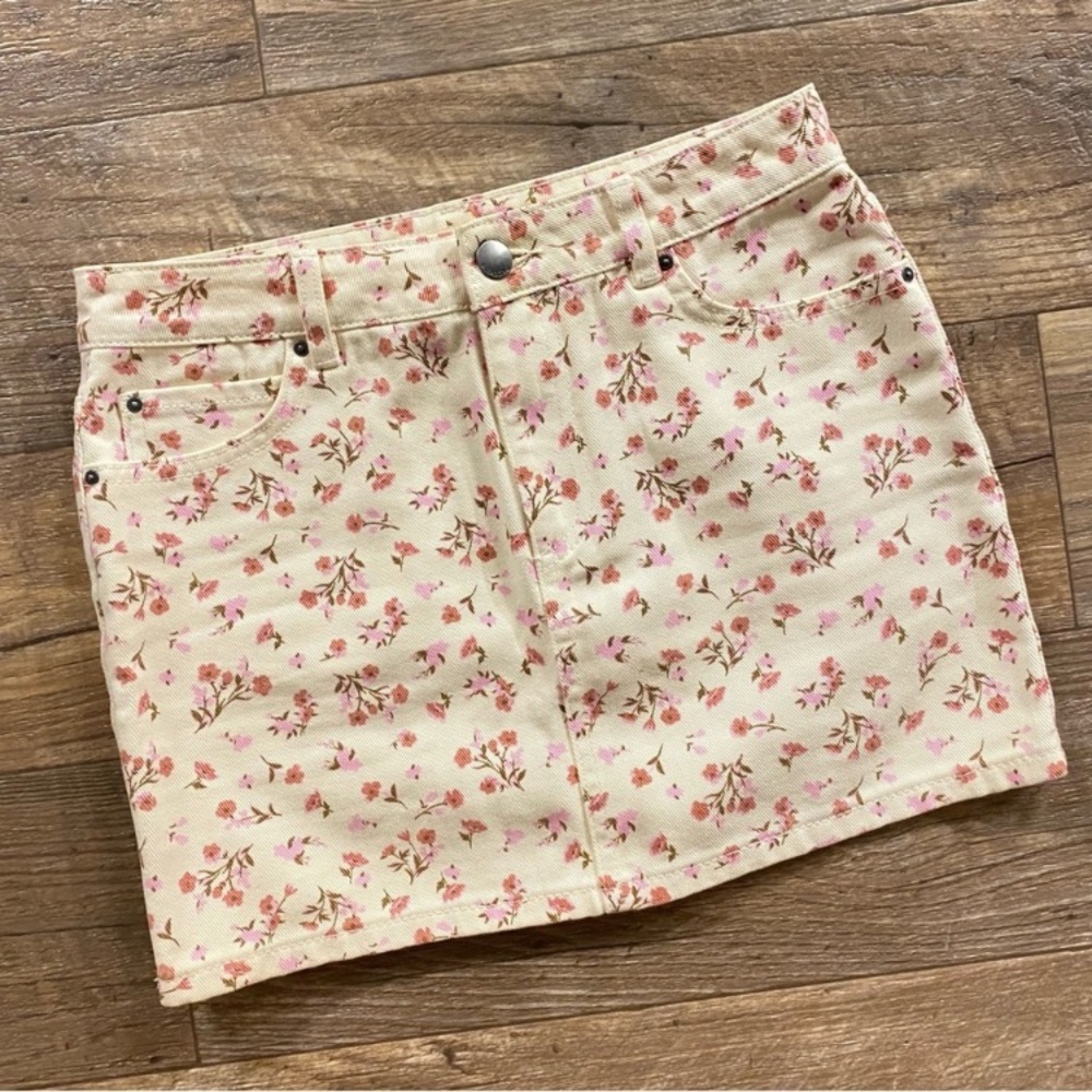 Billabong Girls' Denim Floral Sweetheart Mini Skirt